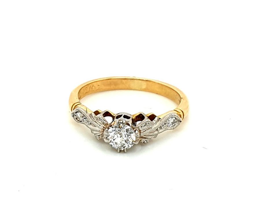 18ct Yellow Gold and Platinum Set Diamond (1x 0.20ct I-J P1 2x 0.01ct) Solitaire Ring (21871)